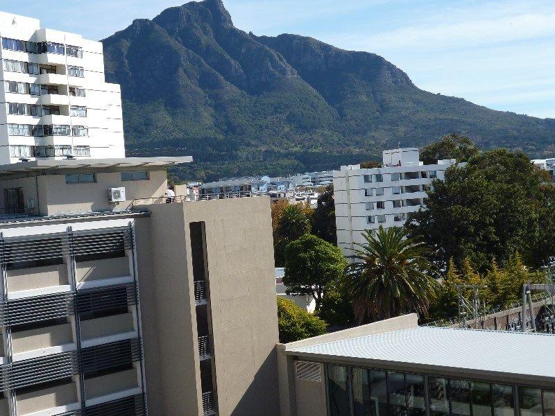 To Let 2 Bedroom Property for Rent in Claremont Western Cape
